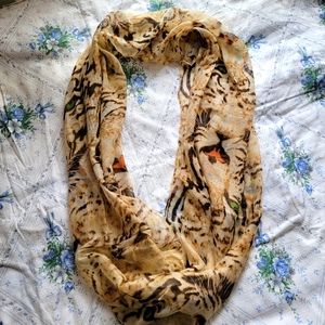 White Tiger Pattern Lightweight Infinity Scarf